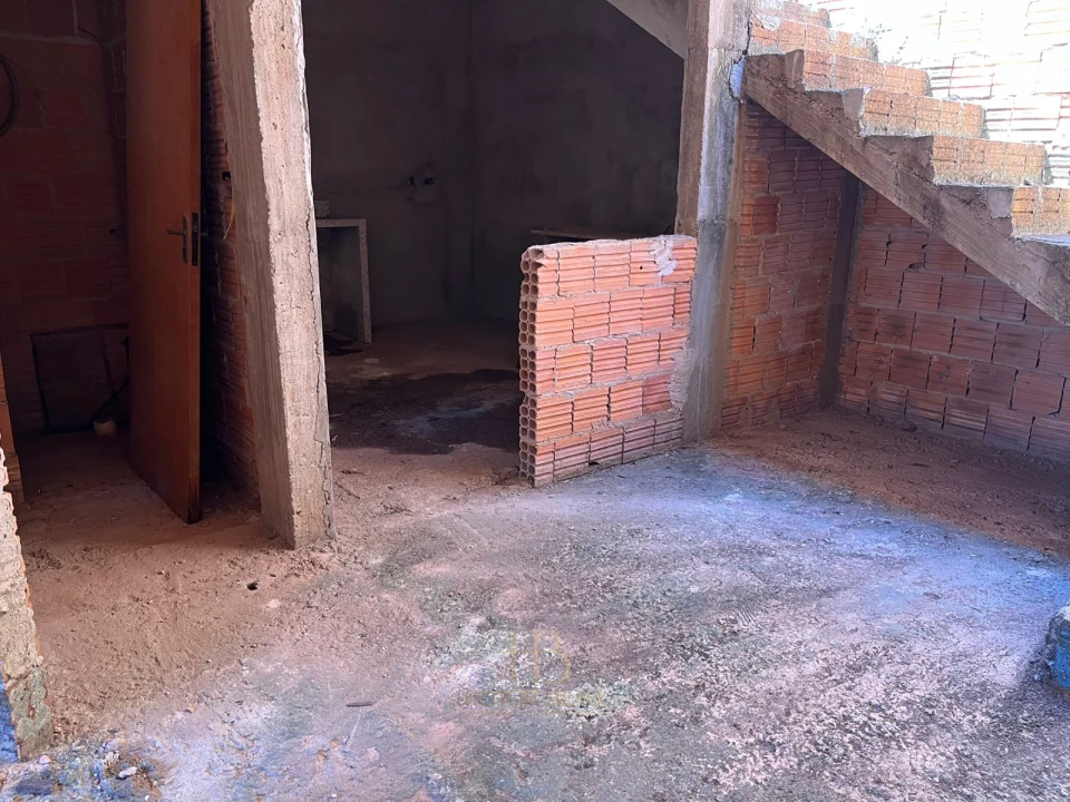 Imagens do imóveis CASA EM CONSTRUÇÃO A VENDA EM SERTANOPOLIS