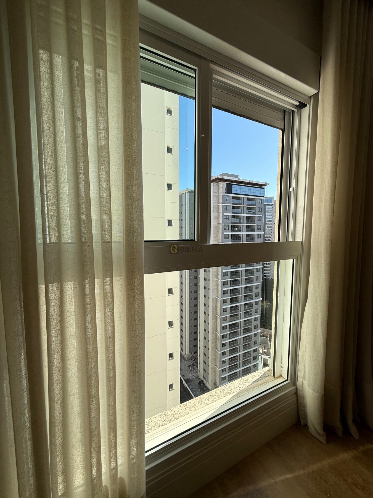 Imagens do imóveis Apartamento de alto padrão a venda no condomínio Edifício Landmark no bairro Gleba Fazenda Palhano - Londrina/PR