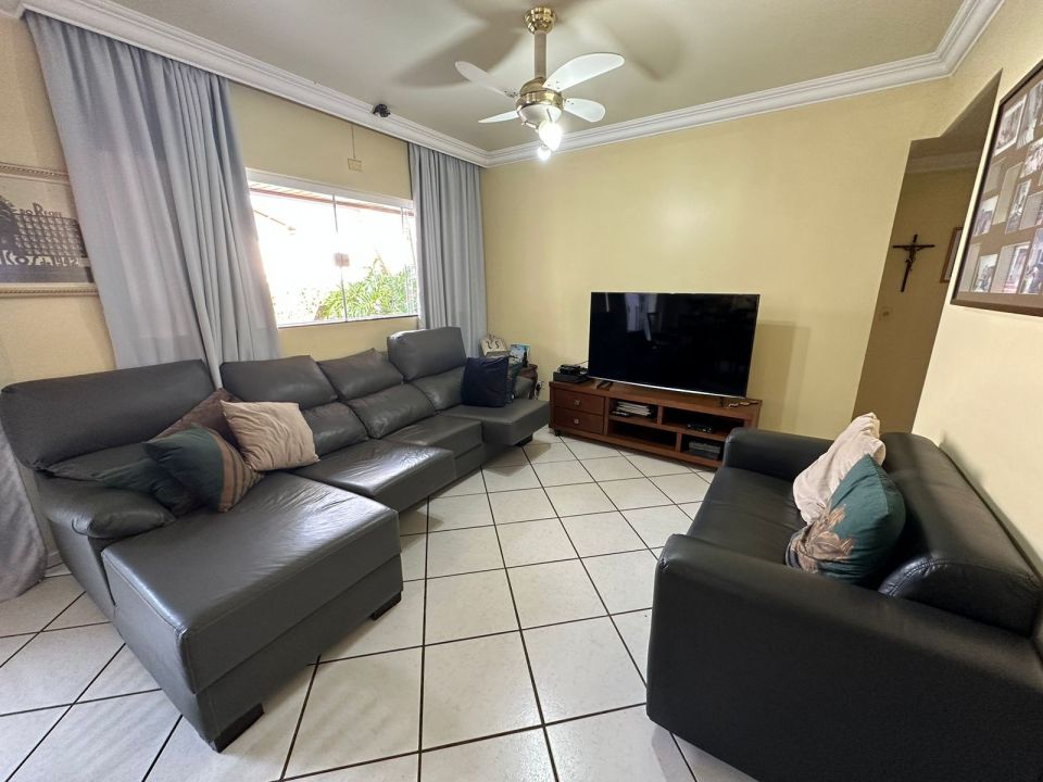 Imagens do imóveis Espetacular Casa no bairro Mediterrâneo - Imperdível!