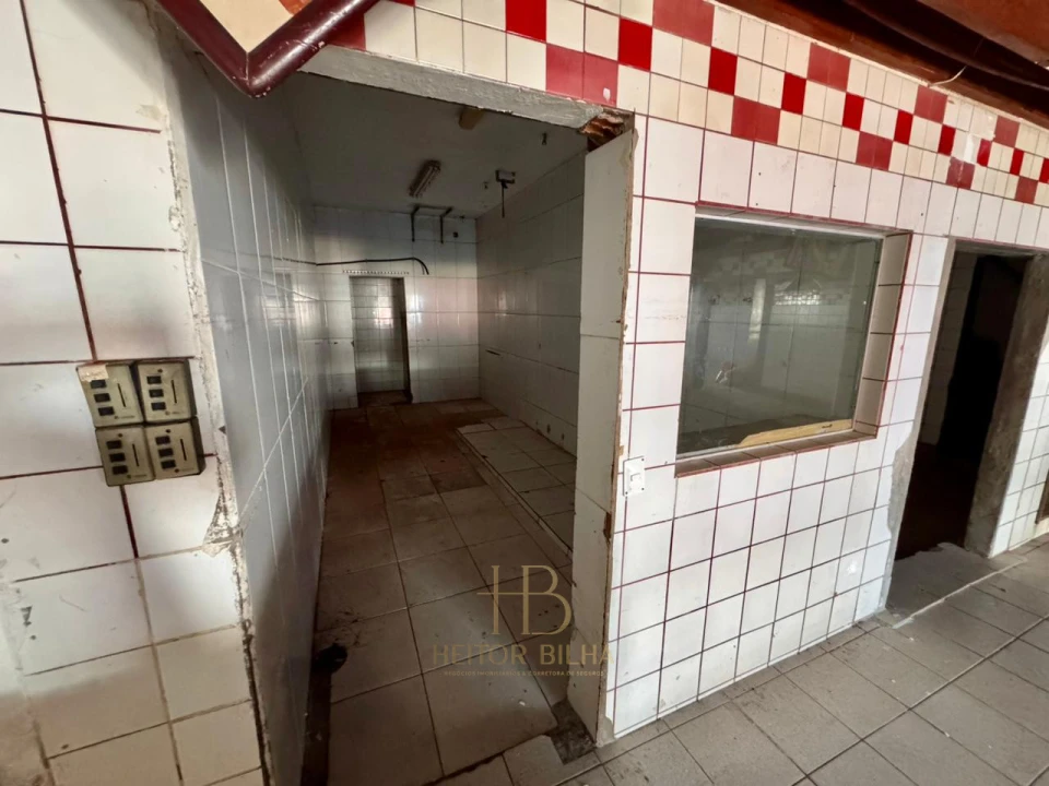 Imagens do imóveis COMERCIAL PARA LOCAÇÃO NA AVENIDA MARINGA