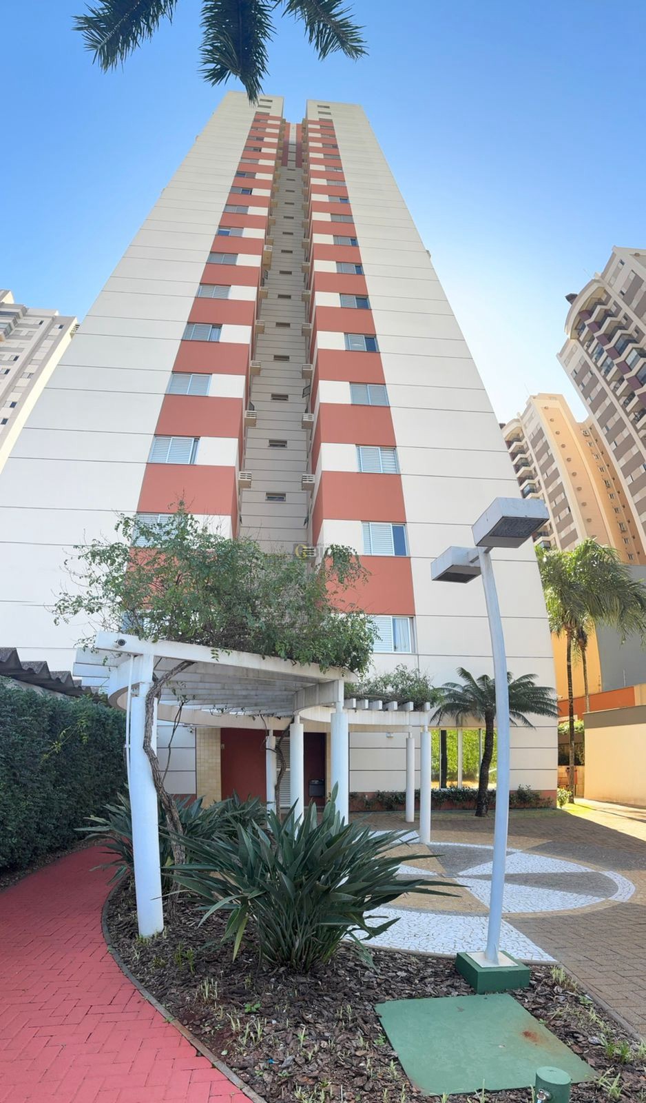Imagens do imóveis Apartamento a venda no condomínio Edifício Due Torri no bairro Bela Suiça