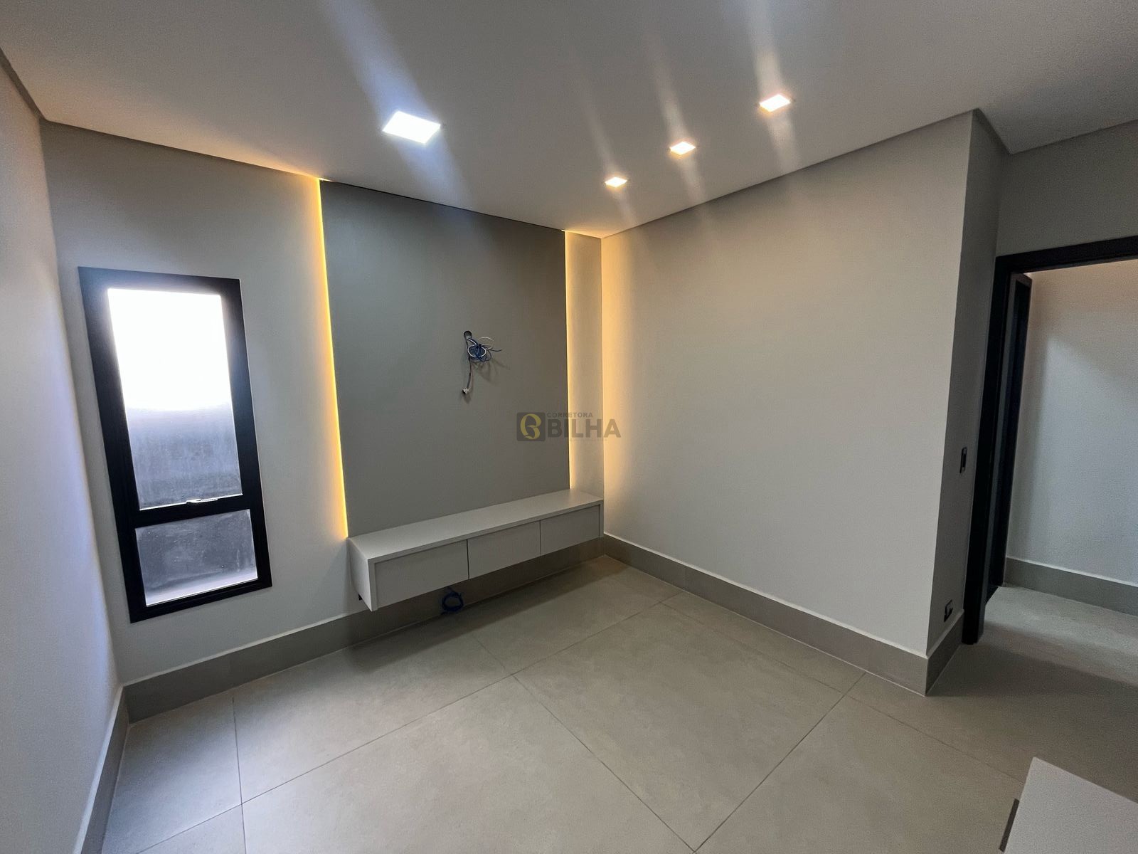 Imagens do imóveis Casa a venda no condomínio Alphaville Londrina 2 no bairro Vivendas do Arvoredo