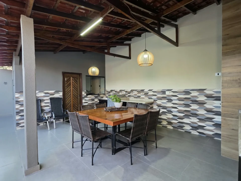 Imagens do imóveis Casa com Edícula no Jd. São Pedro