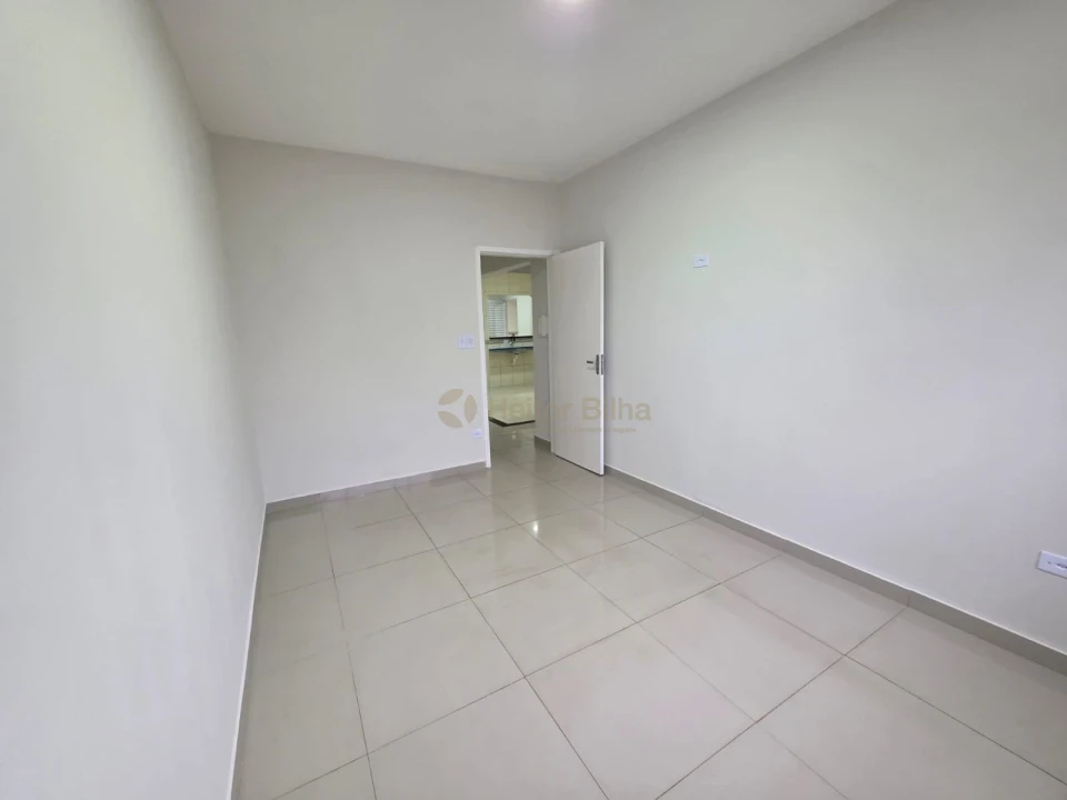 Imagens do imóveis Casa com Edícula à Venda no Jd. Leonor