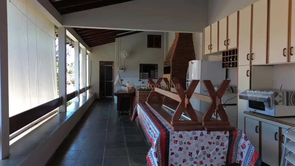 Imagens do imóveis Casa à Venda em Londrina no Jardim Champagnat, Região Oeste de Londrina