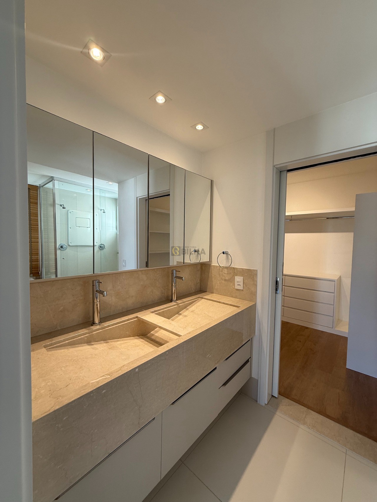 Imagens do imóveis Apartamento de alto padrão a venda no condomínio Edifício Landmark no bairro Gleba Fazenda Palhano - Londrina/PR