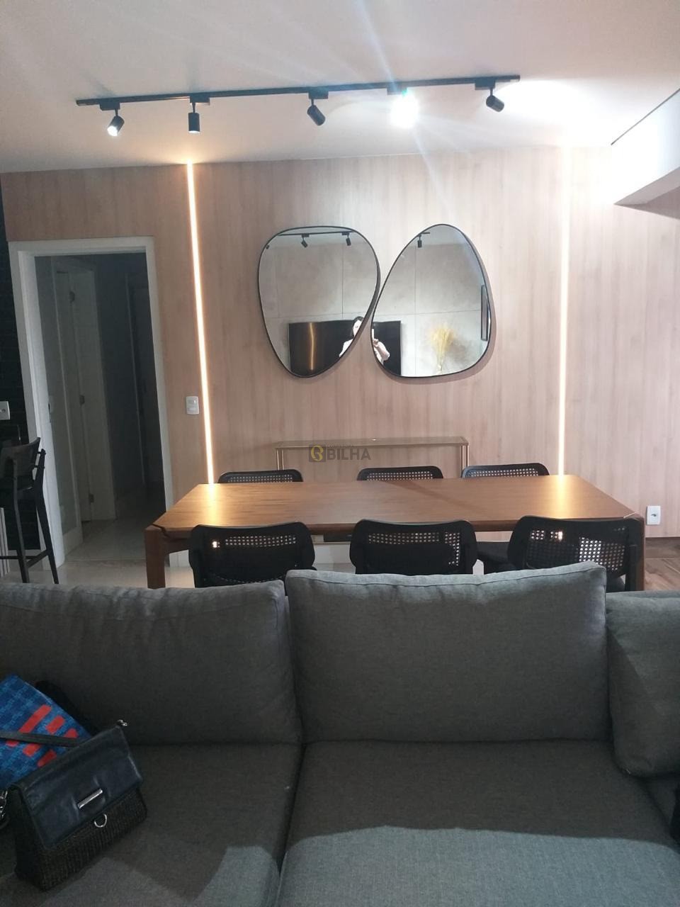 Imagens do imóveis Apartamento à venda no condomínio Edifício Kensingston Gardens em Santa Rosa