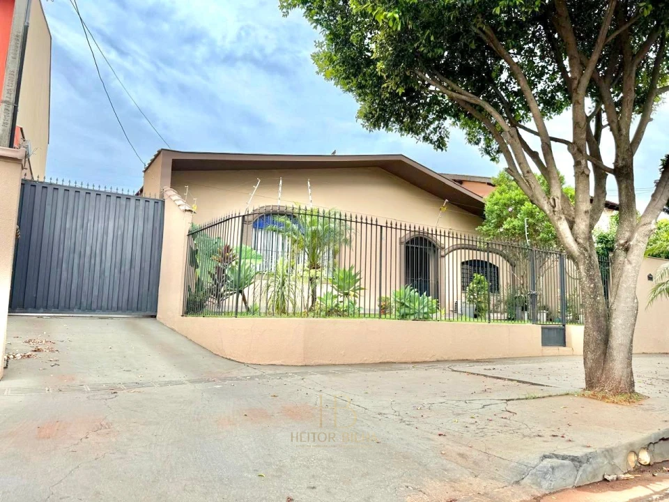 Imagens do imóveis CASA A VENDA JD. SHANGRI-LA