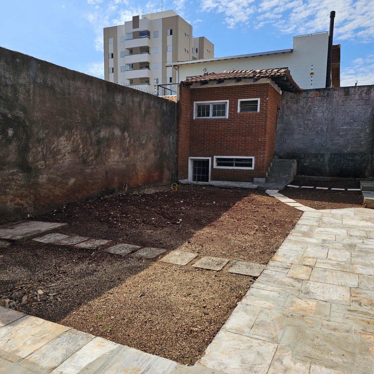 Imagens do imóveis Terreno a venda  na Avenida Paul Harris !!!