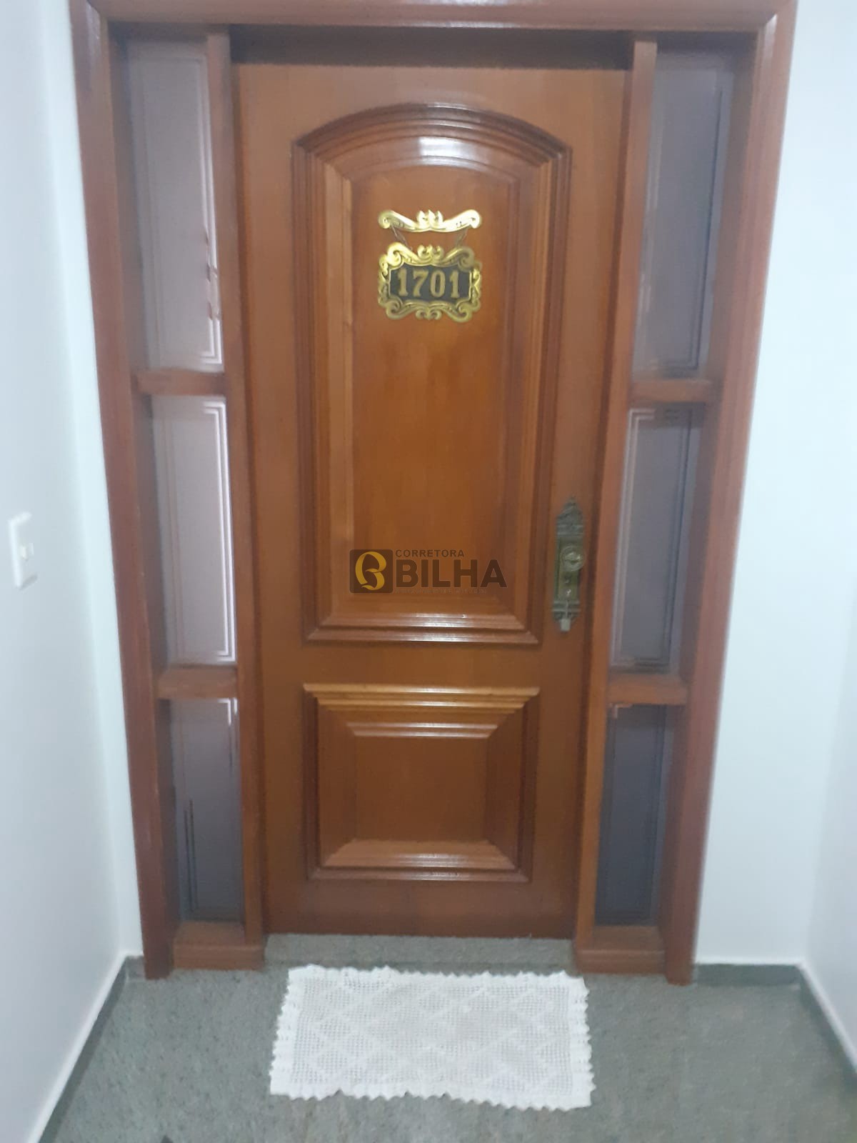 Imagens do imóveis Apartamento à venda no Condomínio Ed Lord Lovat no bairro Centro