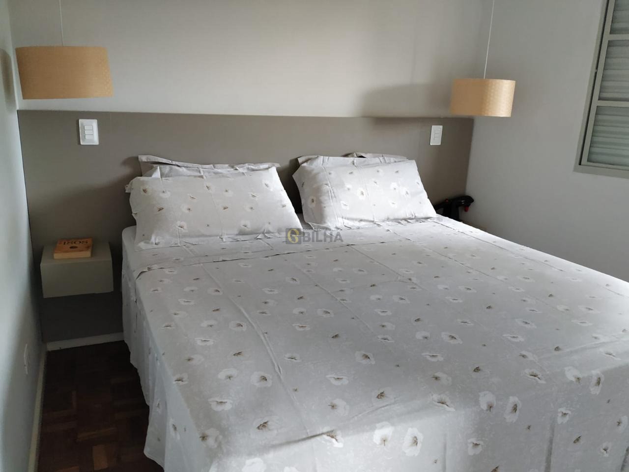 Imagens do imóveis Casa Sobrado à venda no Jardim Quebec