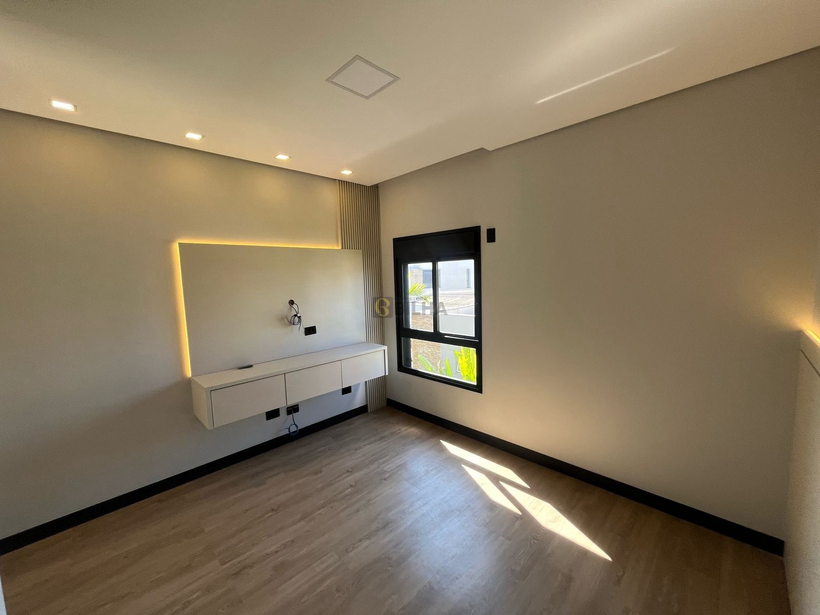 Imagens do imóveis Casa a venda no condomínio Alphaville Londrina 2 no bairro Vivendas do Arvoredo