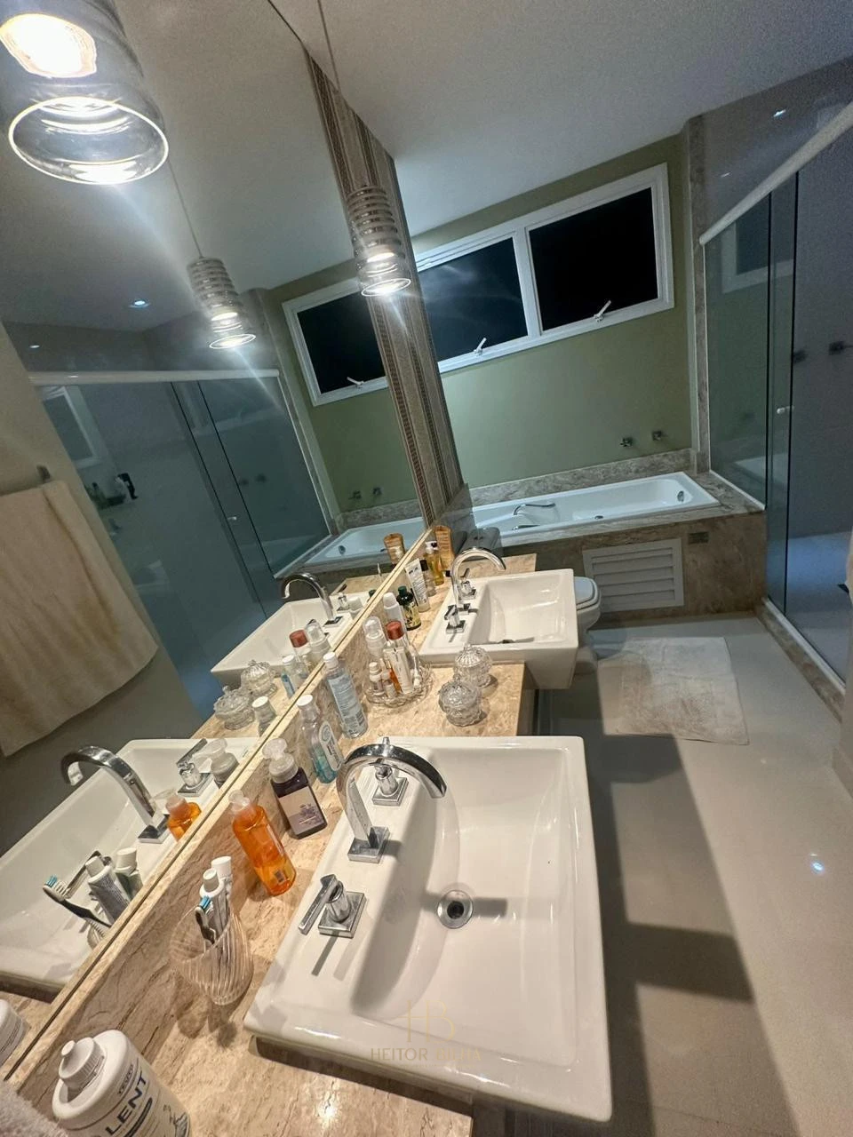 Imagens do imóveis Apartamento de alto padrão no Edifício L'HARMONIE - Torre Lumiere