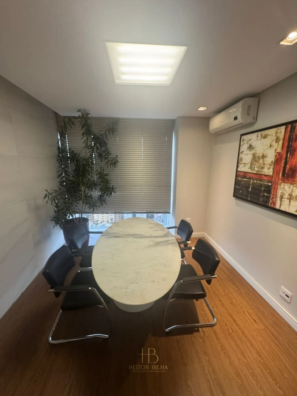 Imagens do imóveis Comercial À Venda E Locação TORRE DI PIETRA Gleba Fazenda Palhano Londrina