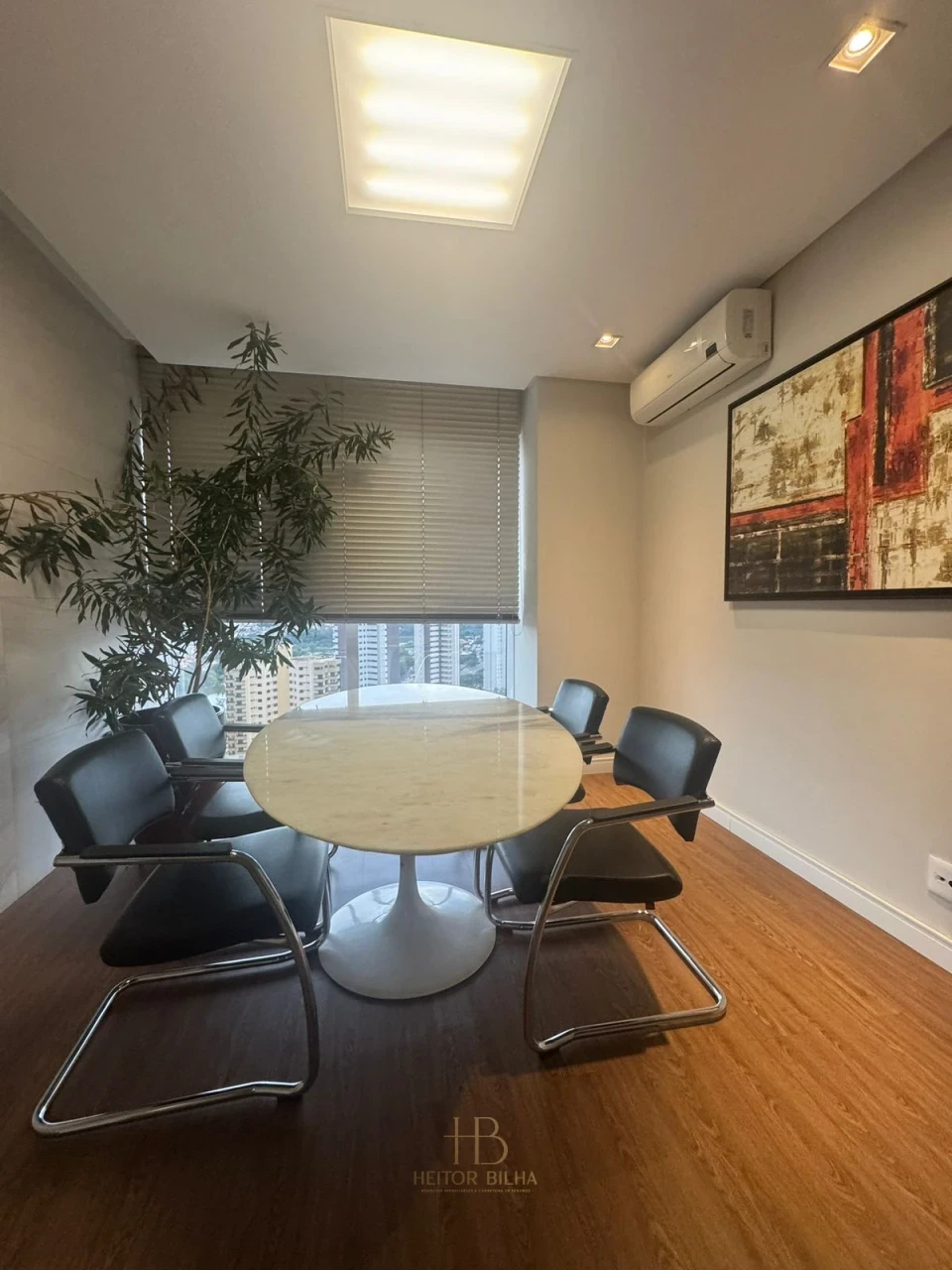 Imagens do imóveis Comercial À Venda E Locação TORRE DI PIETRA Gleba Fazenda Palhano Londrina