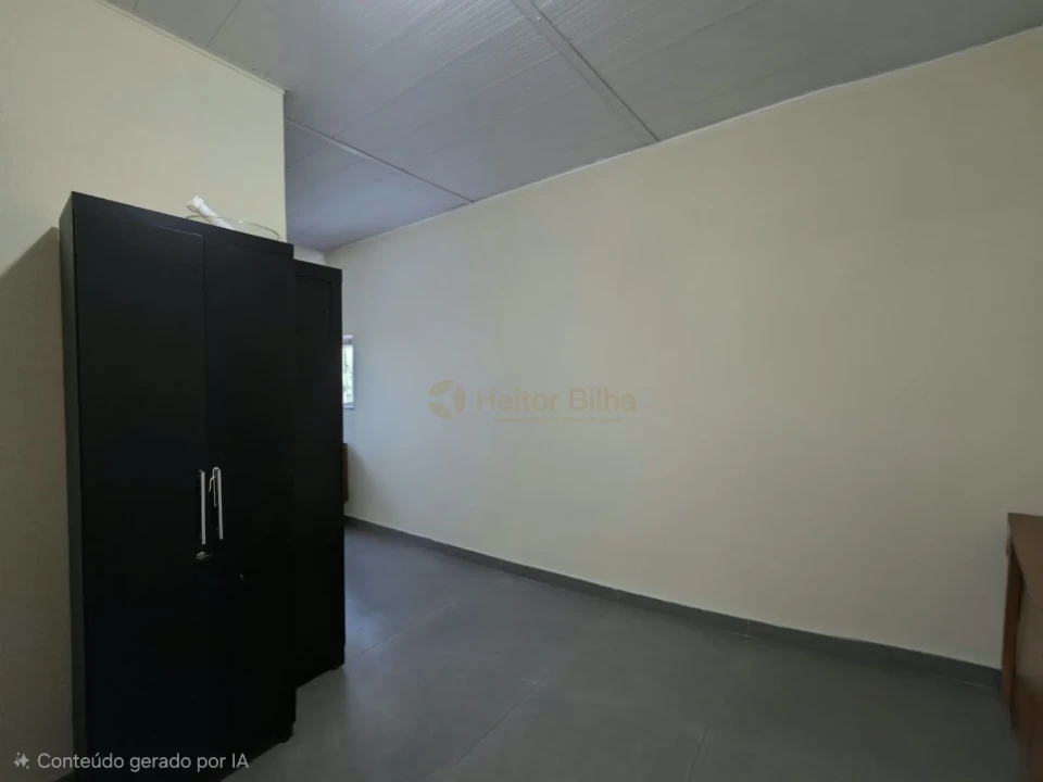 Imagens do imóveis Casa com Edícula no Jd. São Pedro
