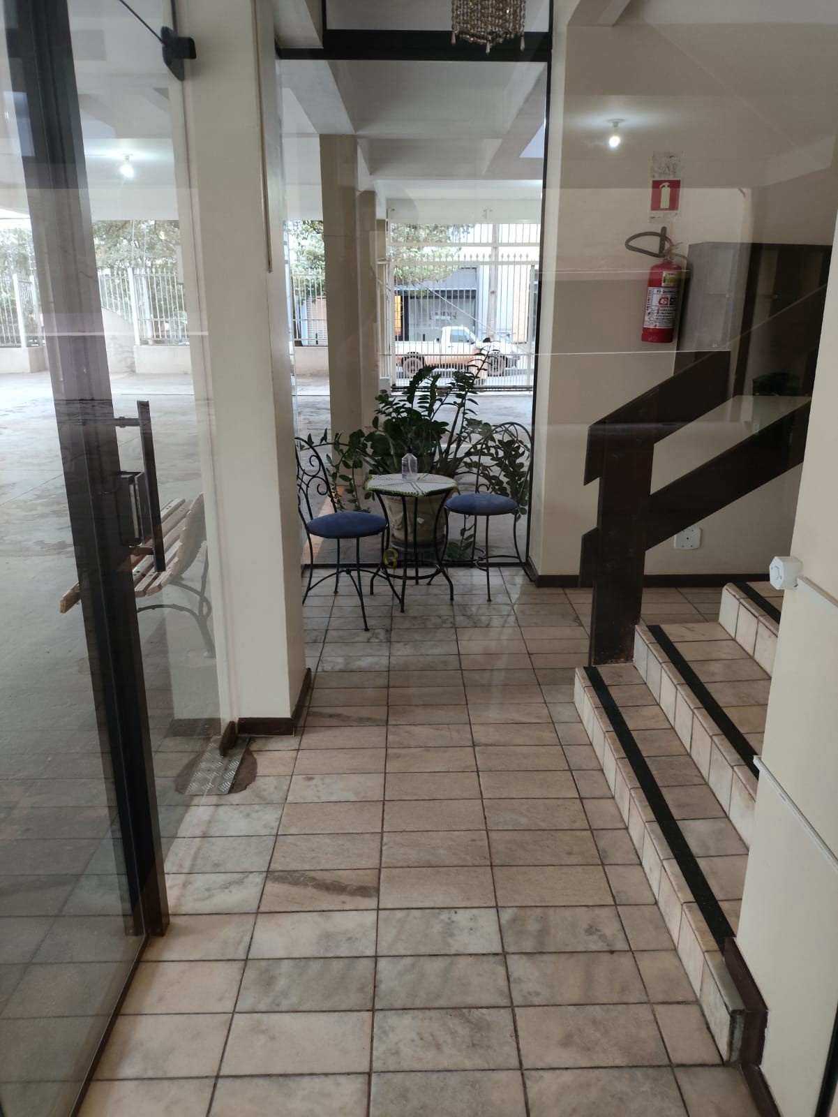 Imagens do imóveis Kitnet /studio para alugar no Condomínio Edifício Talismã no Centro