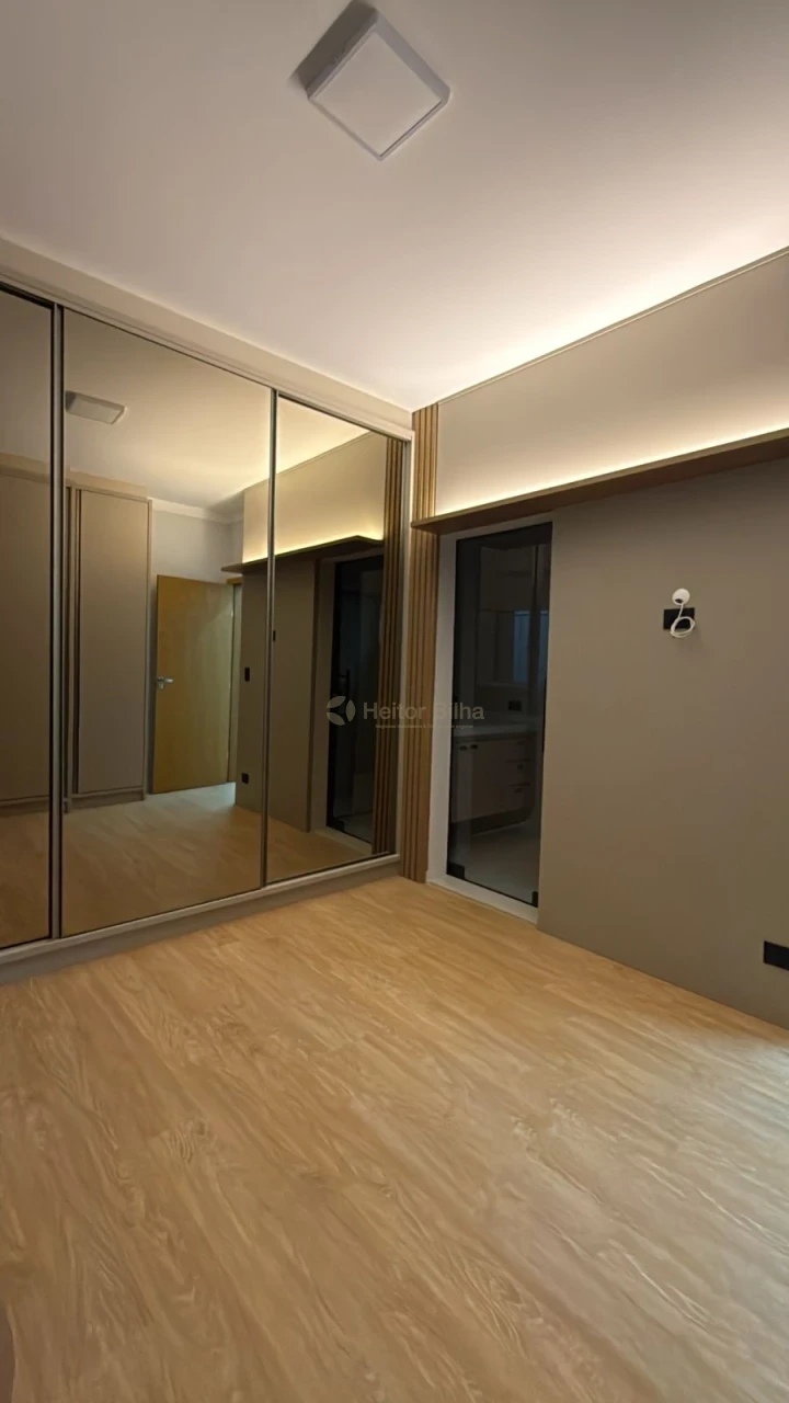 Imagens do imóveis Casa com Piscina em Ibiporã