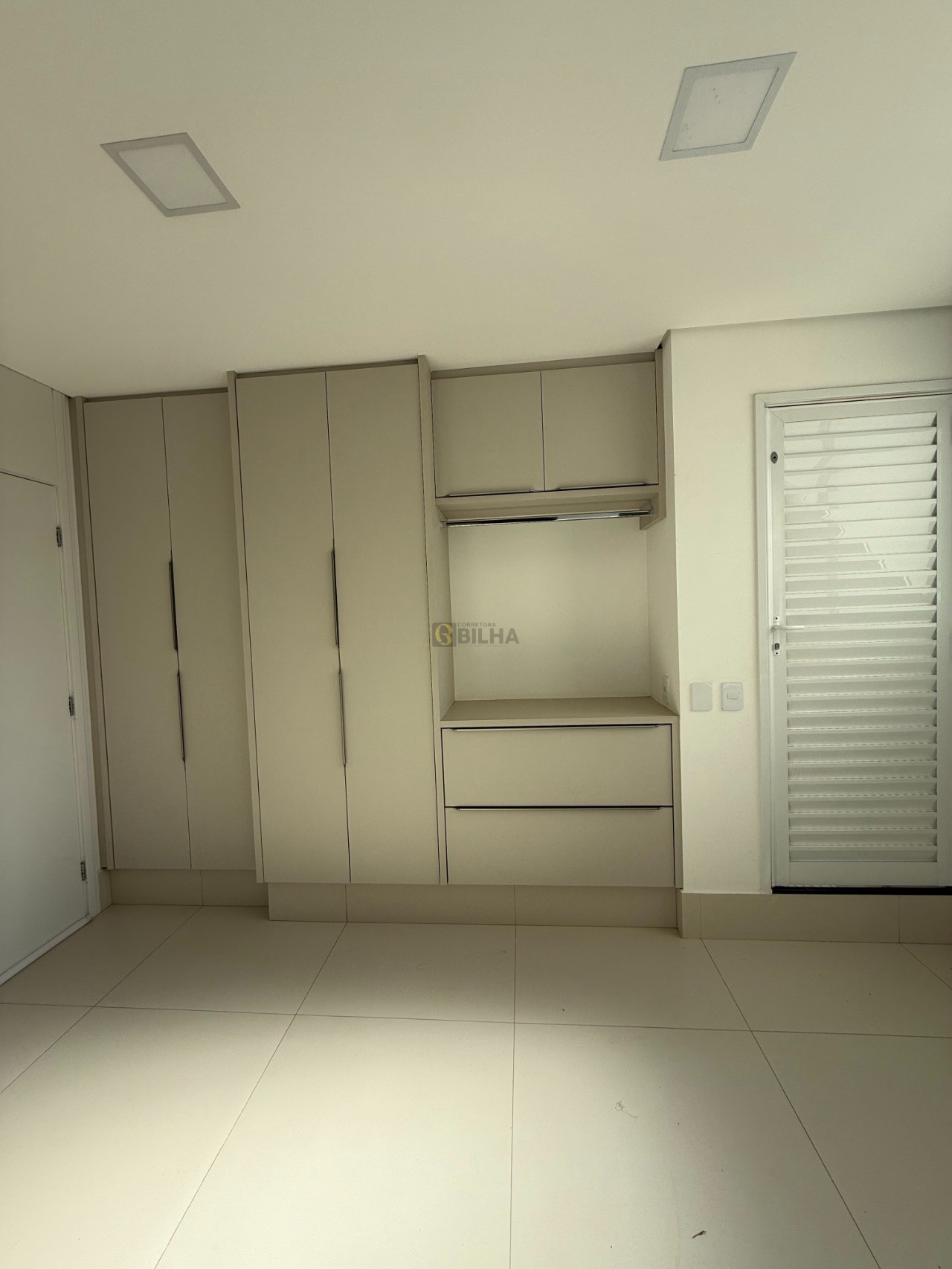 Imagens do imóveis Apartamento de alto padrão a venda no condomínio Edifício Landmark no bairro Gleba Fazenda Palhano - Londrina/PR