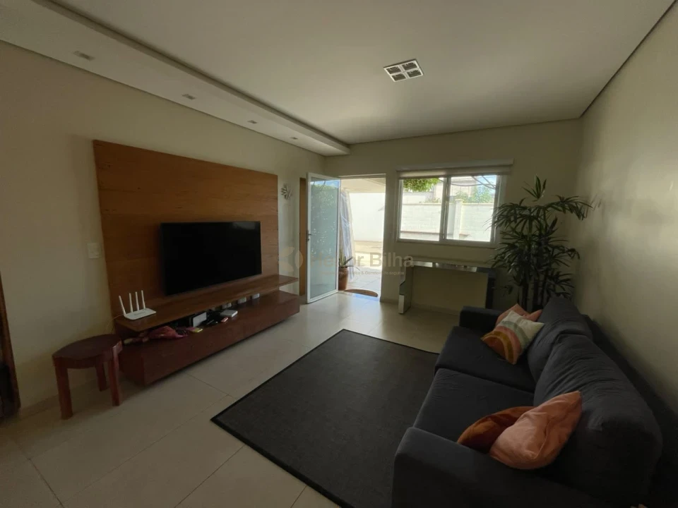 Imagens do imóveis Casa para Alugar em Condomínio Horizontal