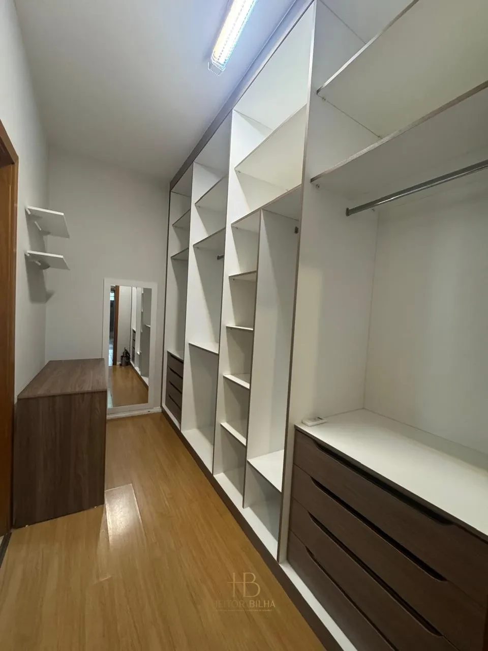 Imagens do imóveis CASA PARA LOCAÇÃO  CONDOMINIO ROYAL FOREST