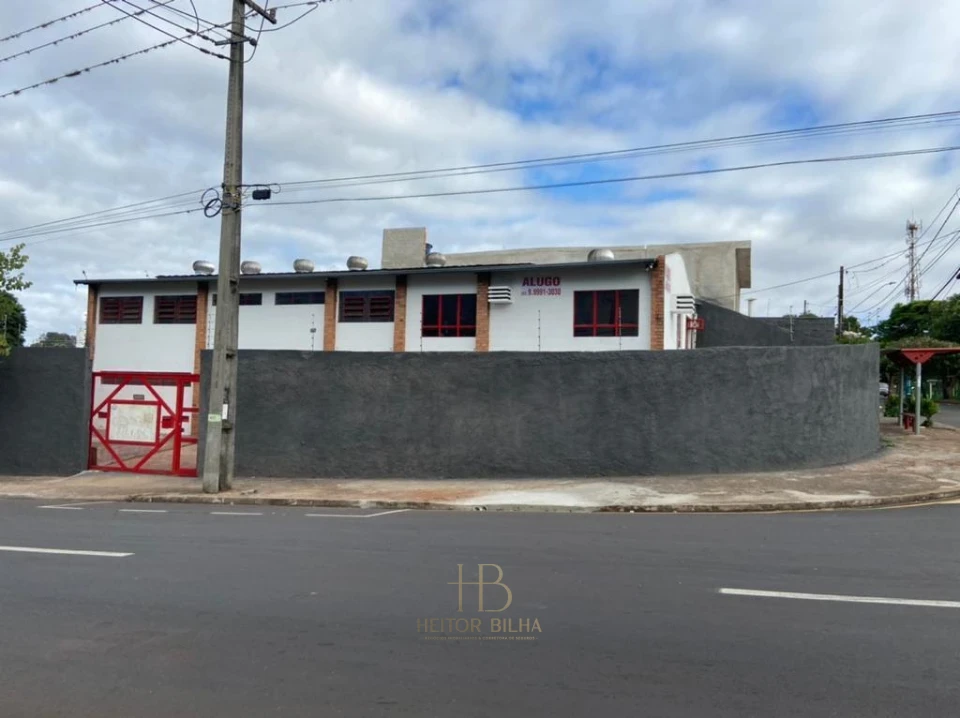 Imagens do imóveis Barracão para Locação na Av. Arthur Thomas