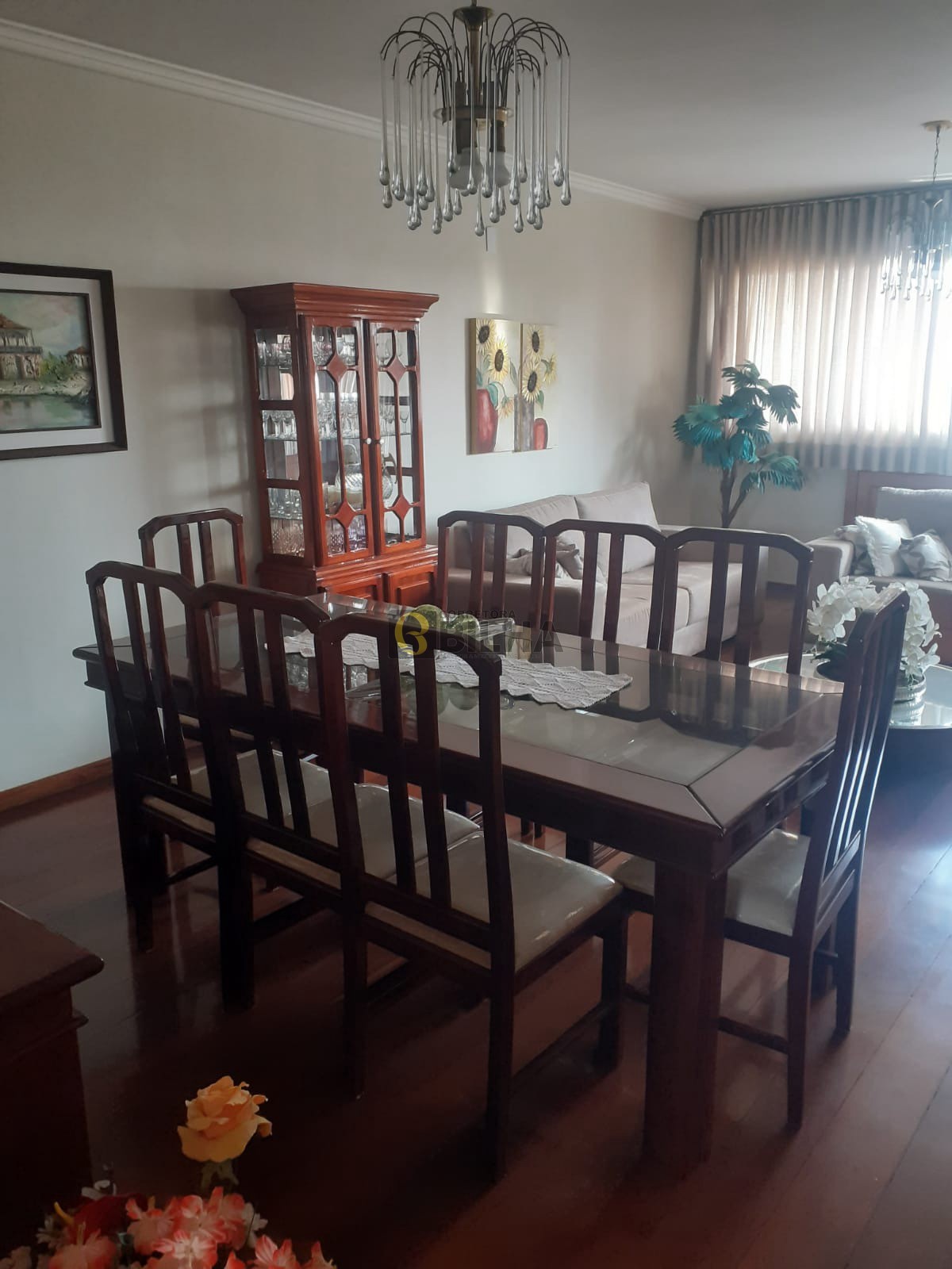 Imagens do imóveis Apartamento à venda no Condomínio Ed Lord Lovat no bairro Centro