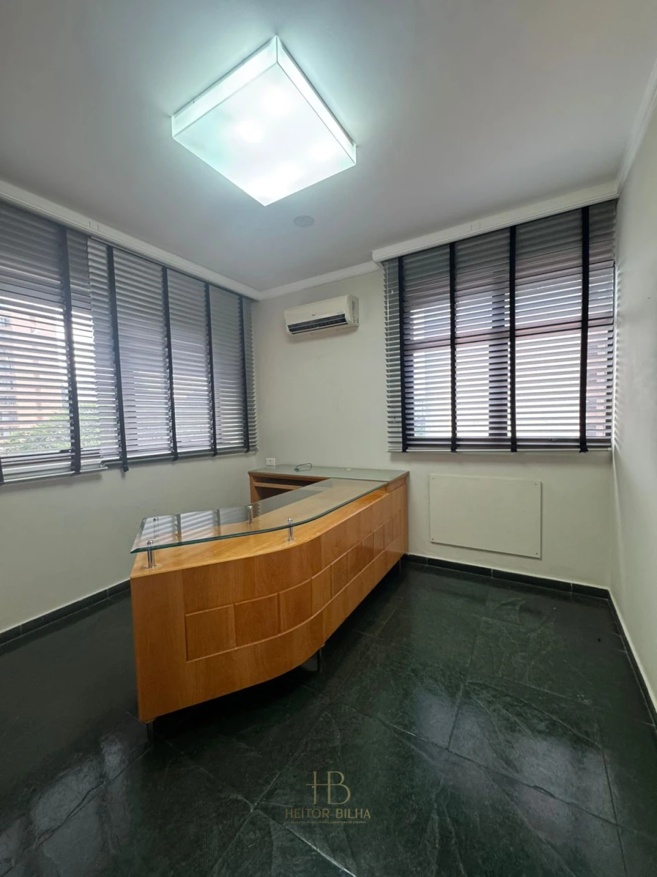 Imagens do imóveis Comercial Á Venda Condominio Edifício José Garcia Villar Londrina