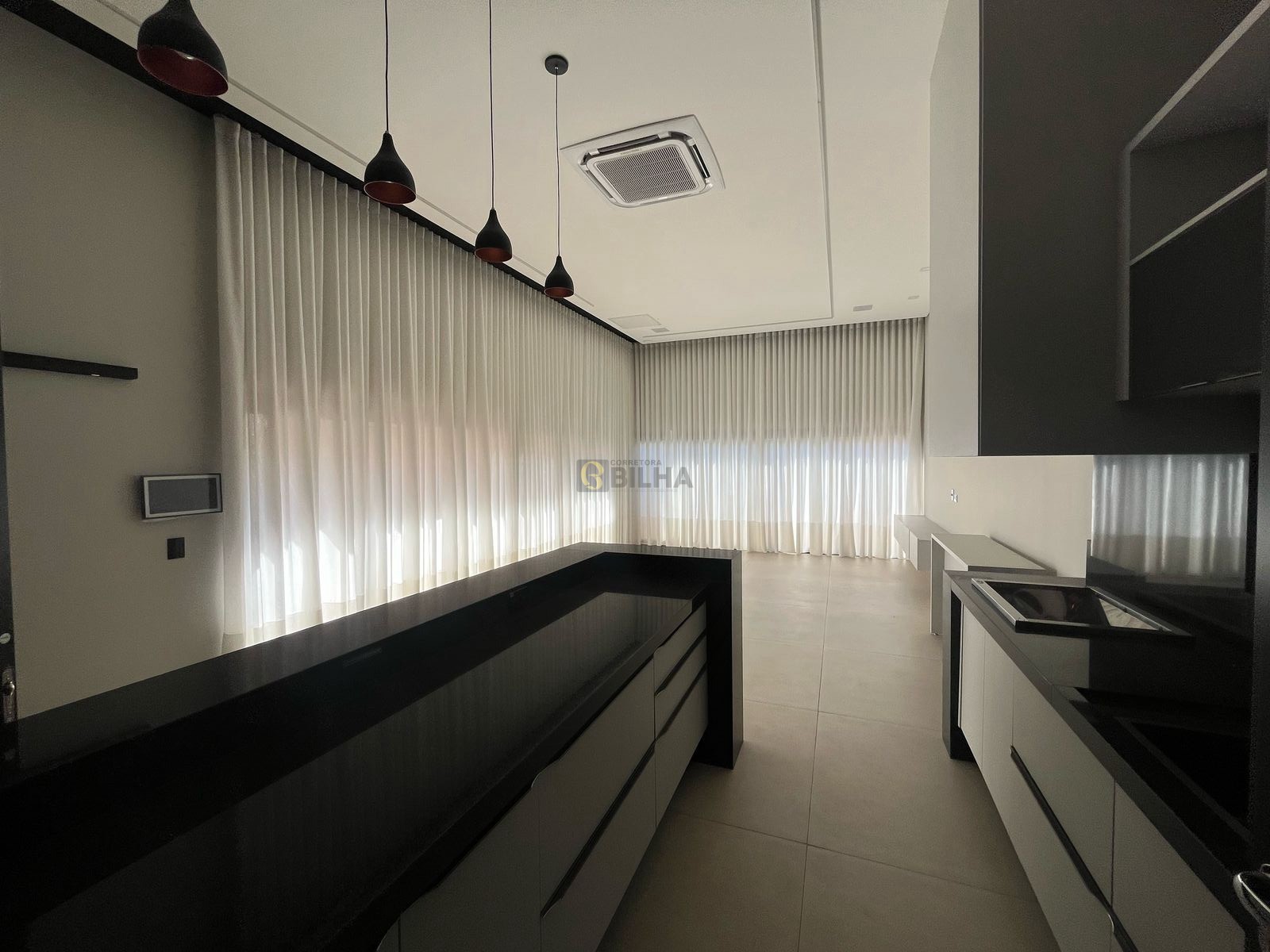 Imagens do imóveis Casa para alugar no condomínio Alphaville Londrina 2 no bairro Vivendas do Arvoredo