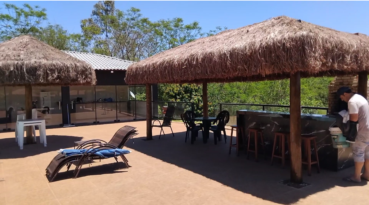 Imagens do imóveis Casa a venda no condomínio COND. RIVIERA DO NASCENTE COM PISCINA E 03 SUÍTES