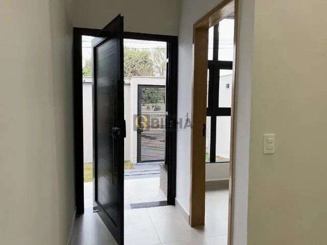 Imagens do imóveis Belissima Casa a venda no bairro Jardim Tarumã