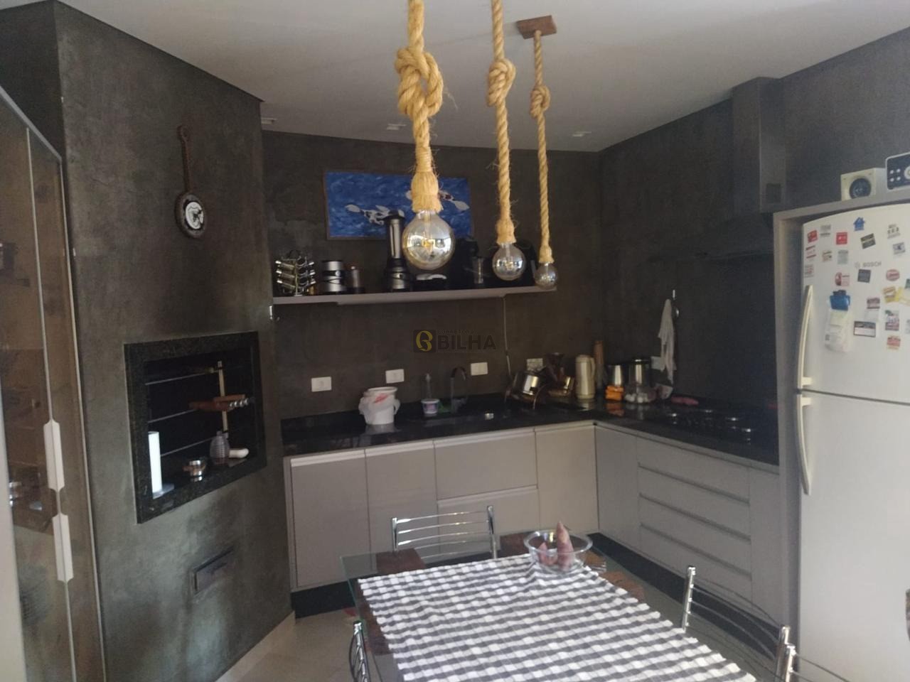 Imagens do imóveis Casa Sobrado à venda no Jardim Quebec