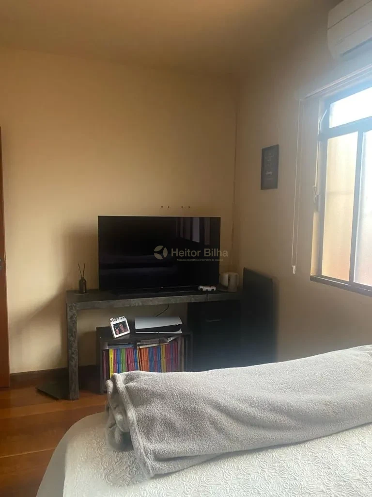 Imagens do imóveis Sobrado à Venda no Portal de Verssalhes
