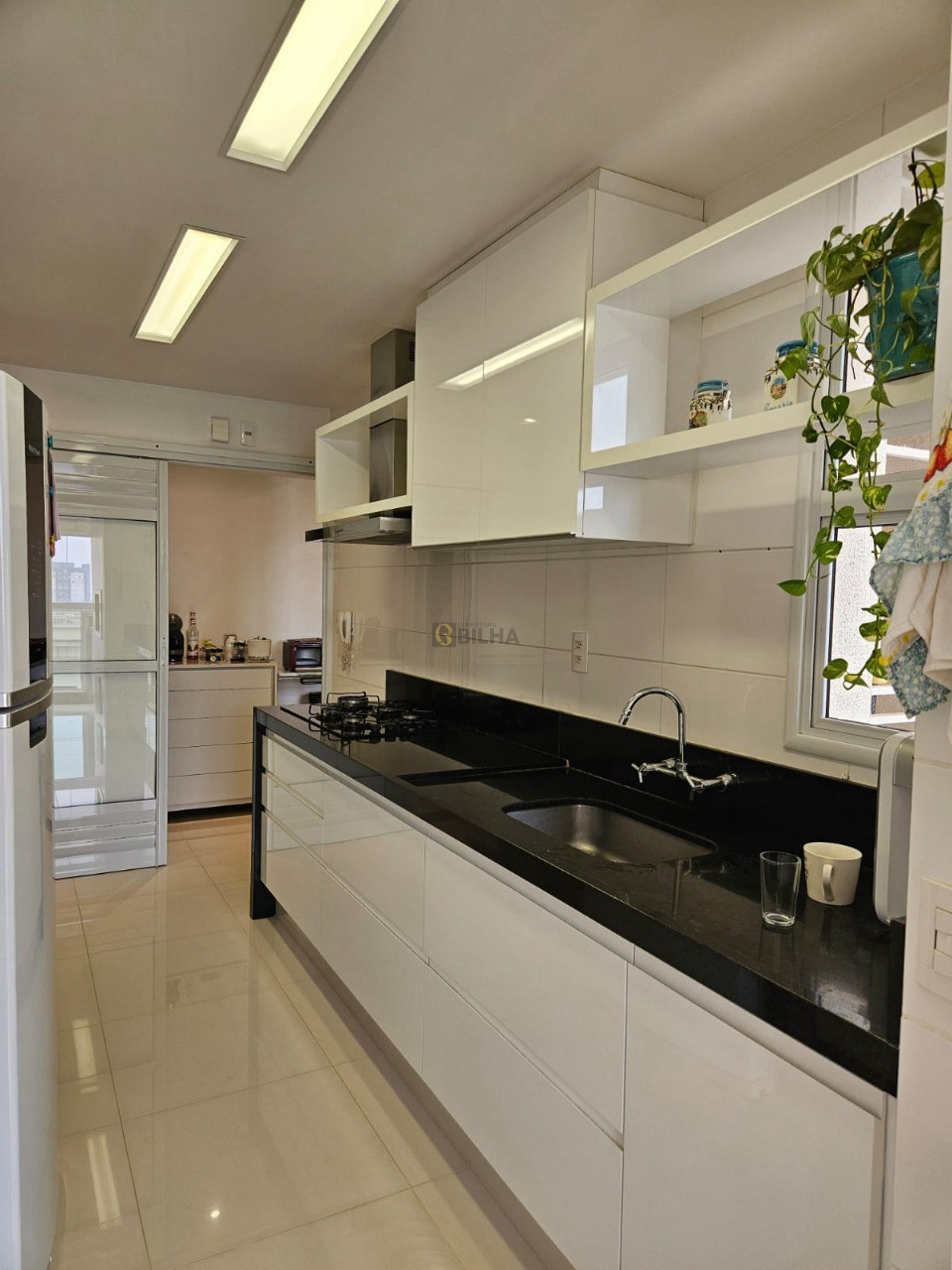 Imagens do imóveis Apartamento a venda no Ed. Cenario Residence no bairro Centro
