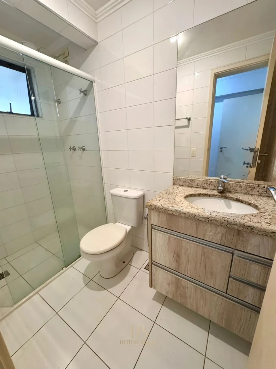 Imagens do imóveis APARTAMENTO PARA VENDA E LOCAÇÃO NO CENTRO