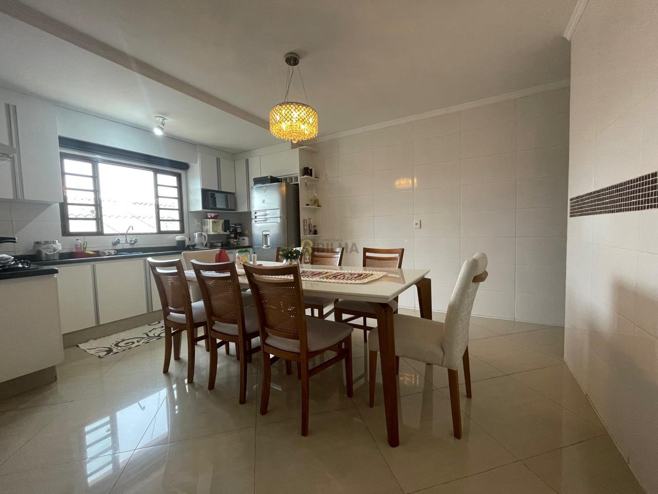Imagens do imóveis Oportunidade Imperdível! Casa com 3 Quartos, Suíte e Edícula à Venda!