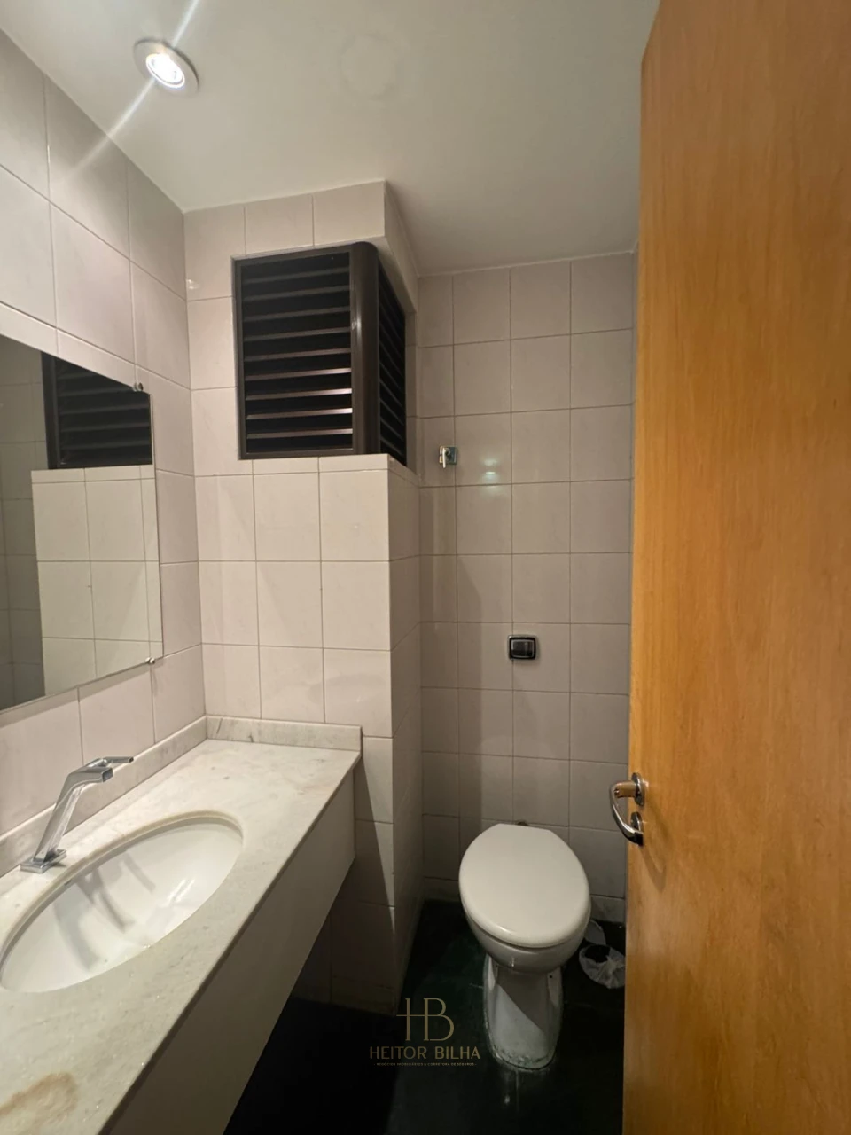 Imagens do imóveis Comercial Á Venda Condominio Edifício José Garcia Villar Londrina