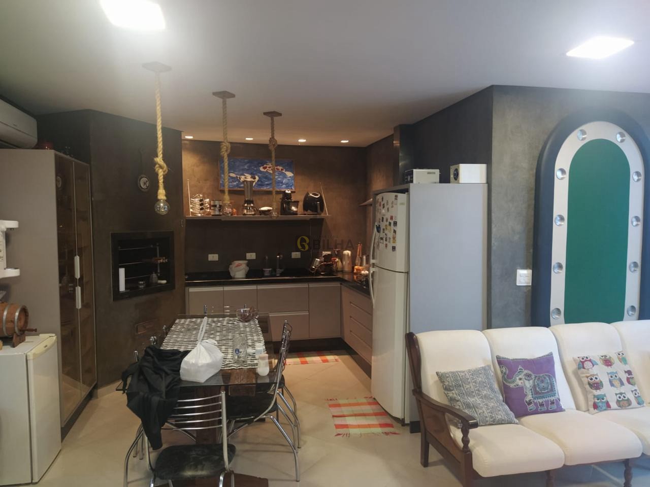 Imagens do imóveis Casa Sobrado à venda no Jardim Quebec