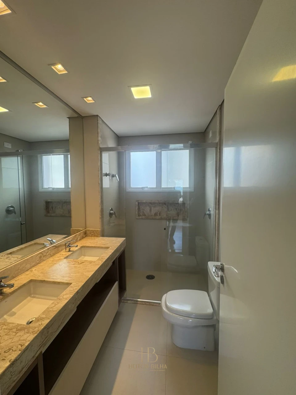 Imagens do imóveis Apartamento a venda e locação -  Edifício Kensington Gardens