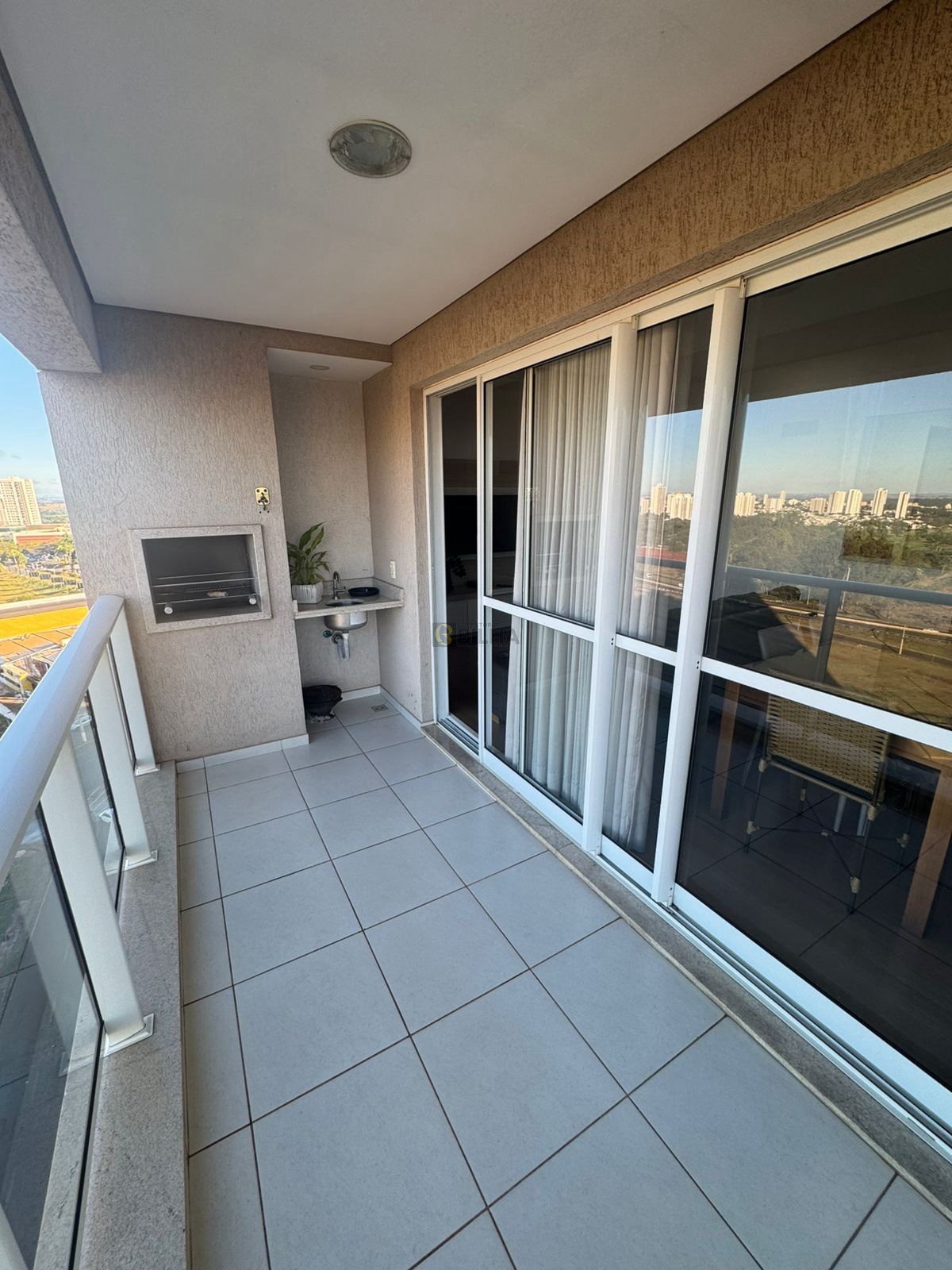 Imagens do imóveis Apartamento a venda no condomínio Edifíco Victória Parque no bairro Gleba Fazenda Palhano !!!