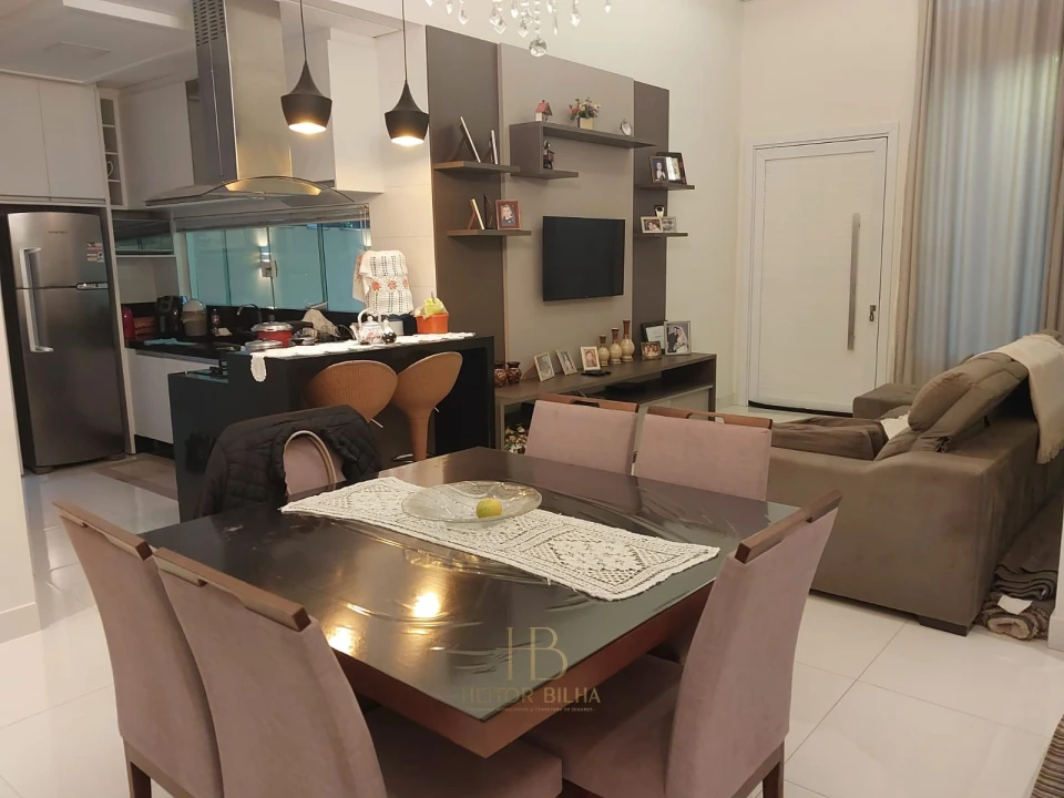 Imagens do imóveis CASA A VENDA  TAUA CONDOMINIO ARAÇARI