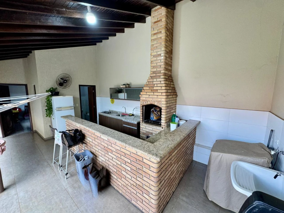 Imagens do imóveis CASA A VENDA REGIÃO SUL  DE LONDRINA