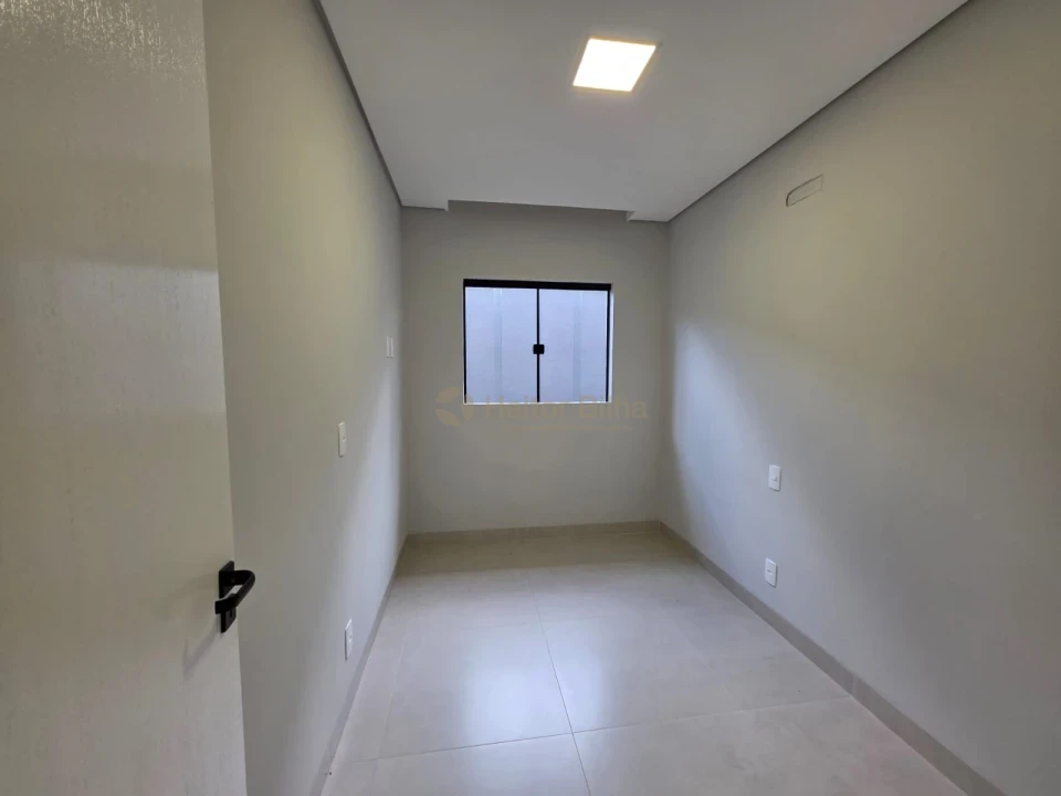 Imagens do imóveis Casa Nova à Venda no Jd. Alpes