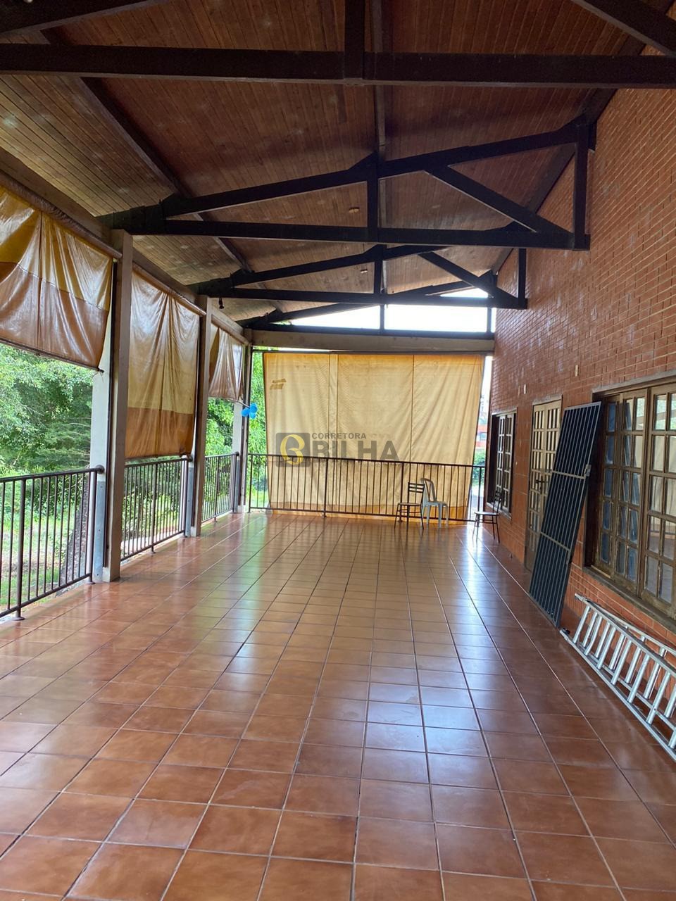 Imagens do imóveis Grande Terreno com Edificação Comercial - SALÂO - em Londrina-PR