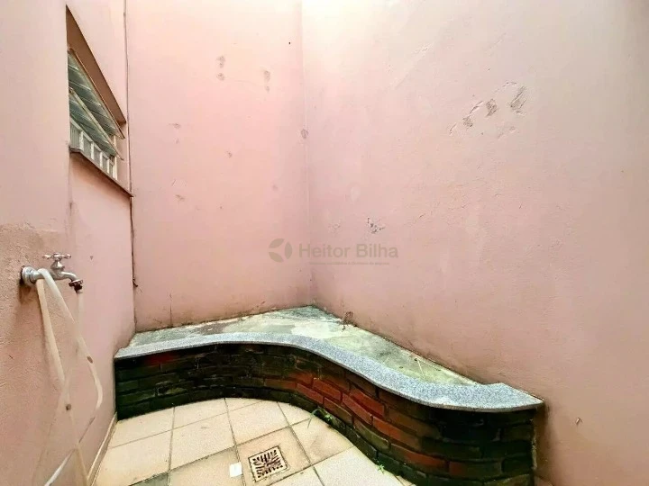 Imagens do imóveis Casa Assobradada Jd. Universitário