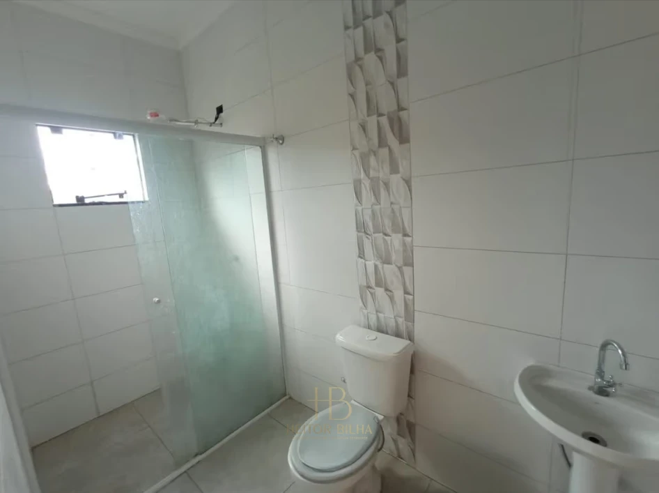 Imagens do imóveis Casa Geminada À Venda  no Bairro  Colinas