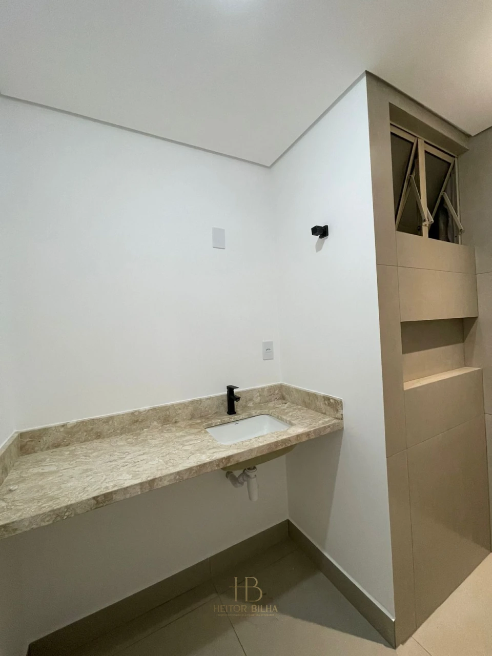 Imagens do imóveis APARTAMENTO A VENDA NO CENTRO