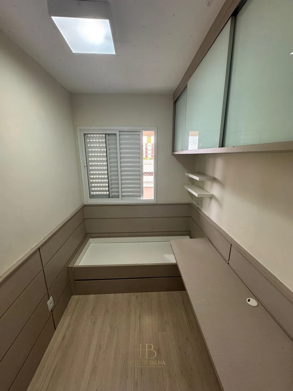 Imagens do imóveis APARTAMENTO A VENDA ED. MIRANTE DO LAGO