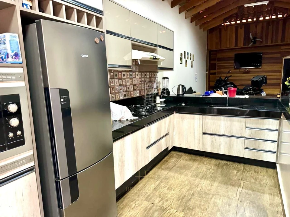 Imagens do imóveis CASA A VENDA JD. SHANGRI-LA