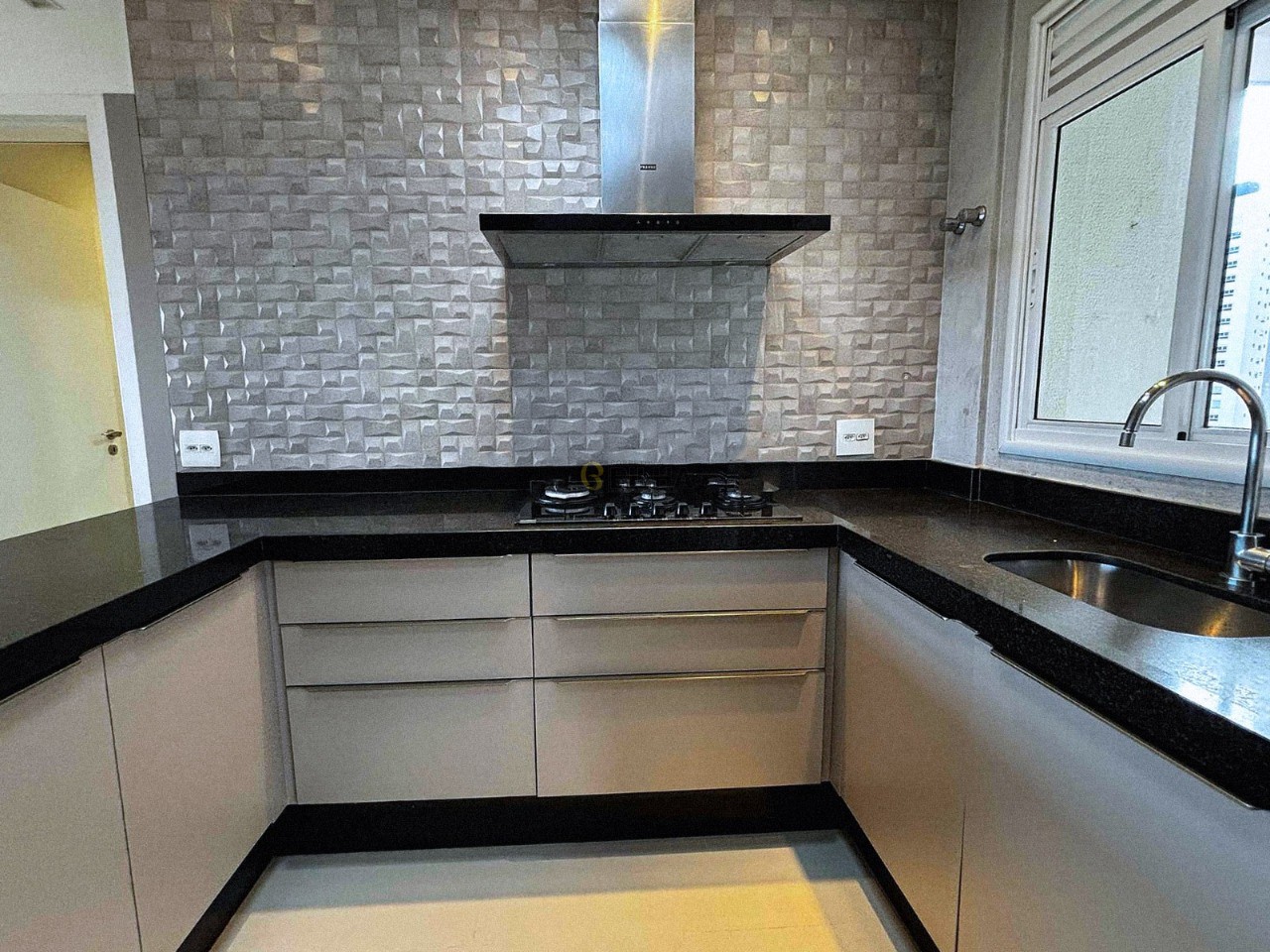 Imagens do imóveis Apartamento a venda no condomínio Edifício Kensington Gardens no bairro Gleba Palhano - Londrina/PR